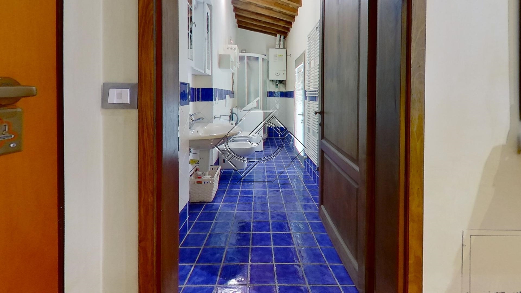 39-Via-Ghibellina-Bathroom