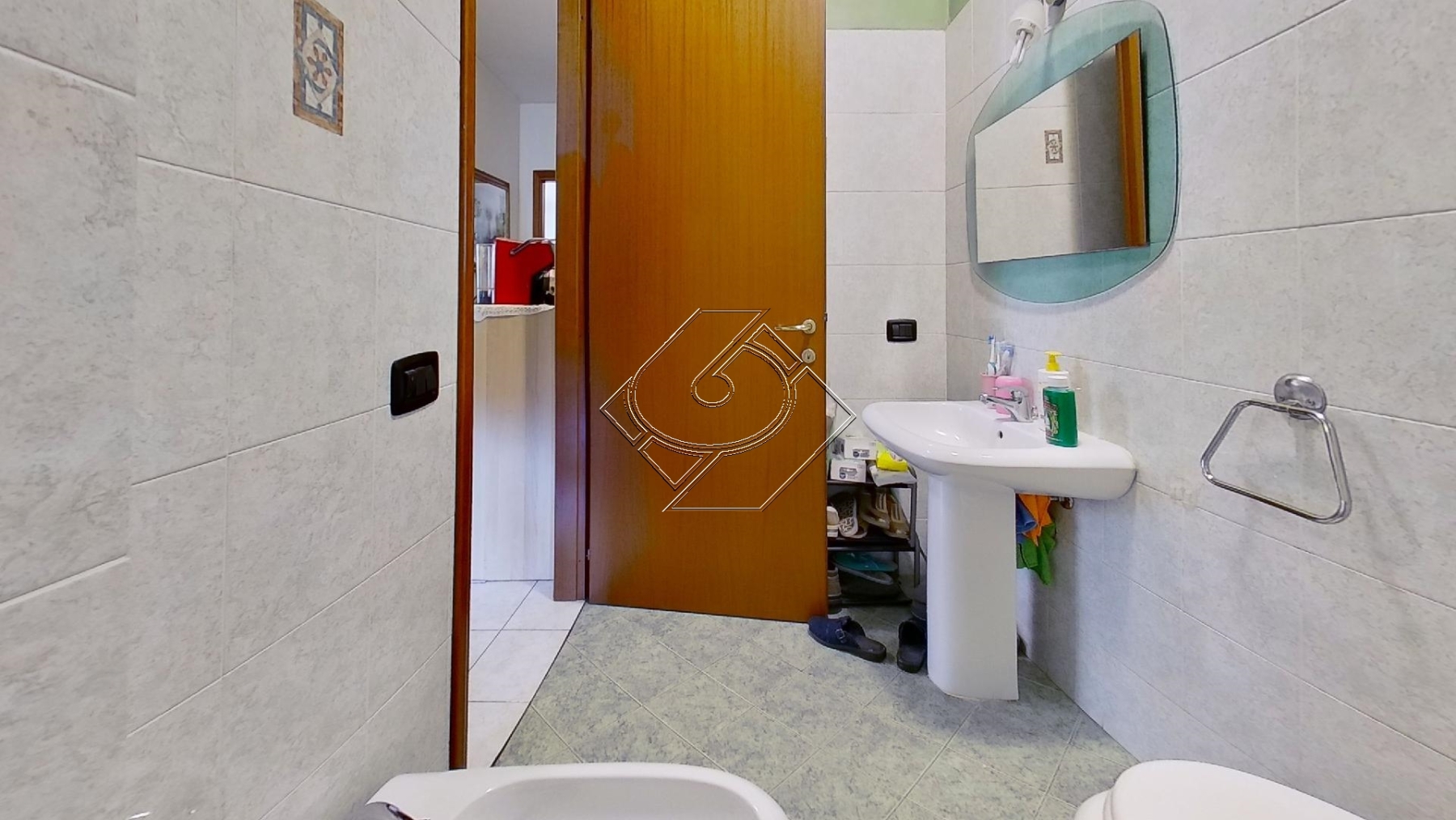 Via-del-Perugino-Bathroom1