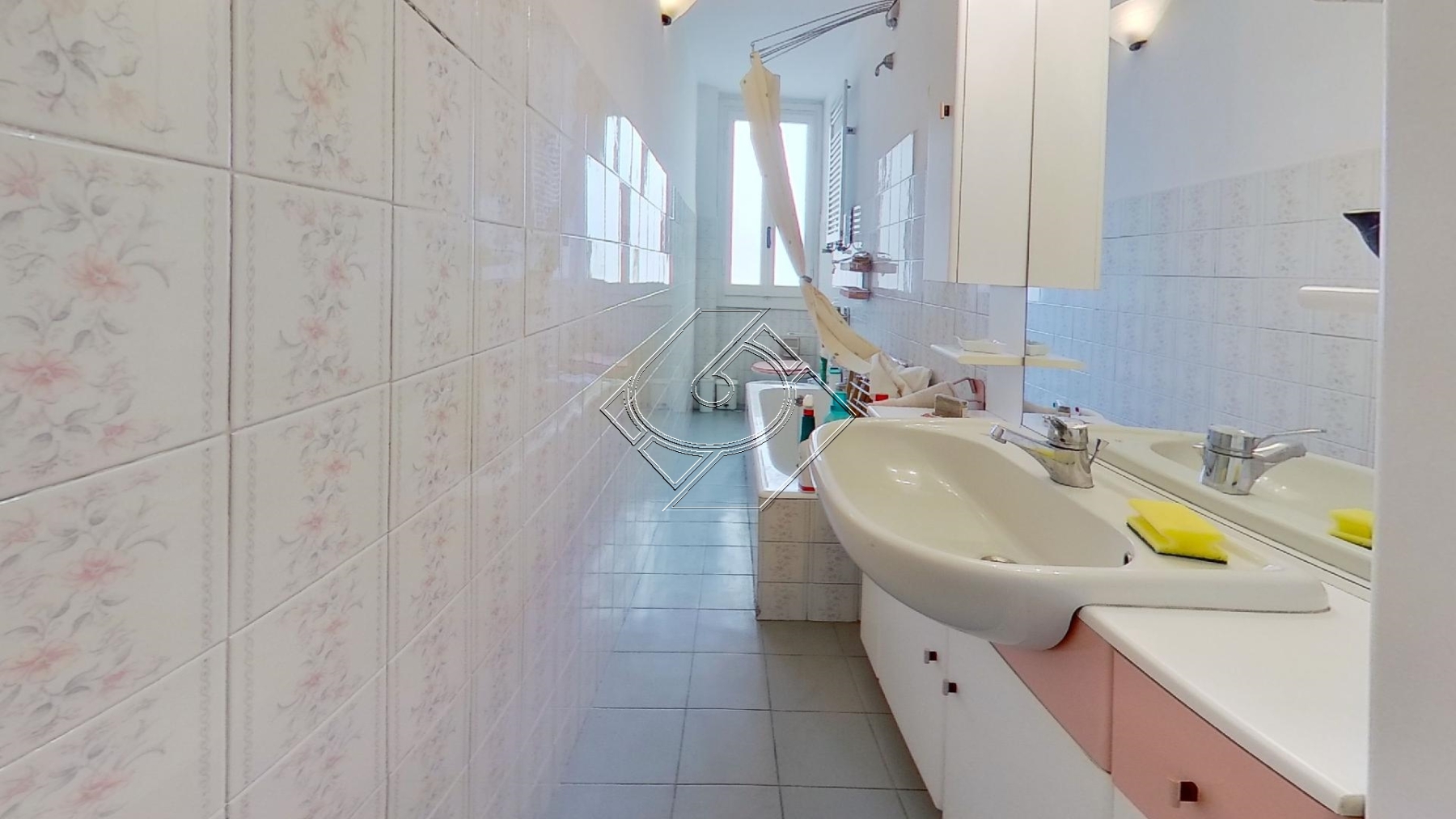 Via-Fra-Giovanni-Angelico-Bathroom