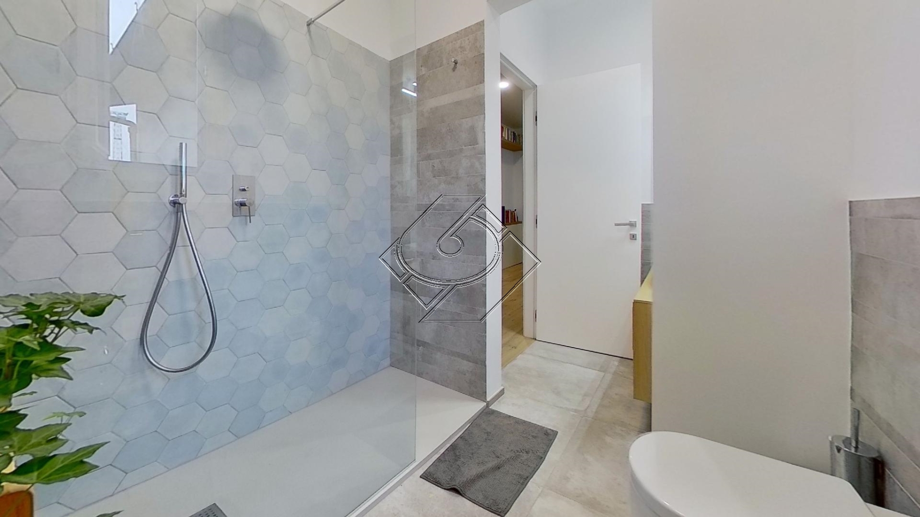 V-329-Via-del-Romito-Bathroom