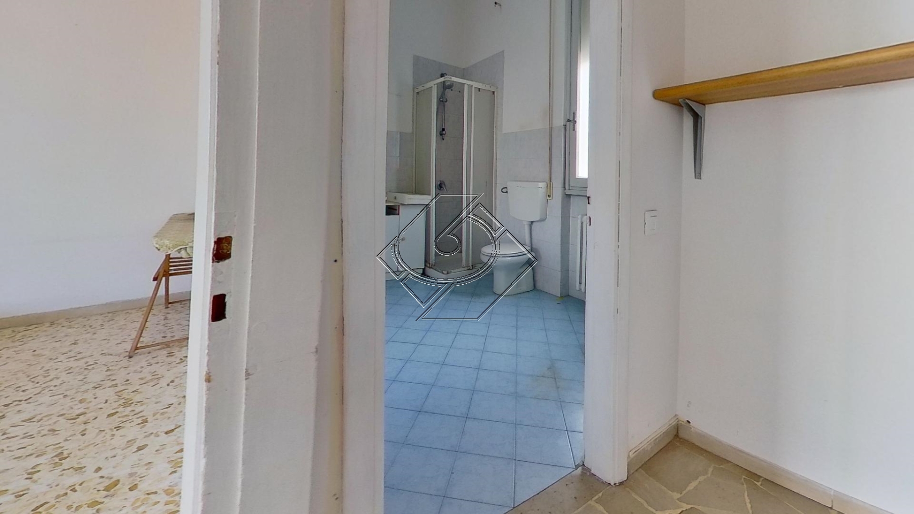 210-Via-Luigi-Cherubini-Bathroom
