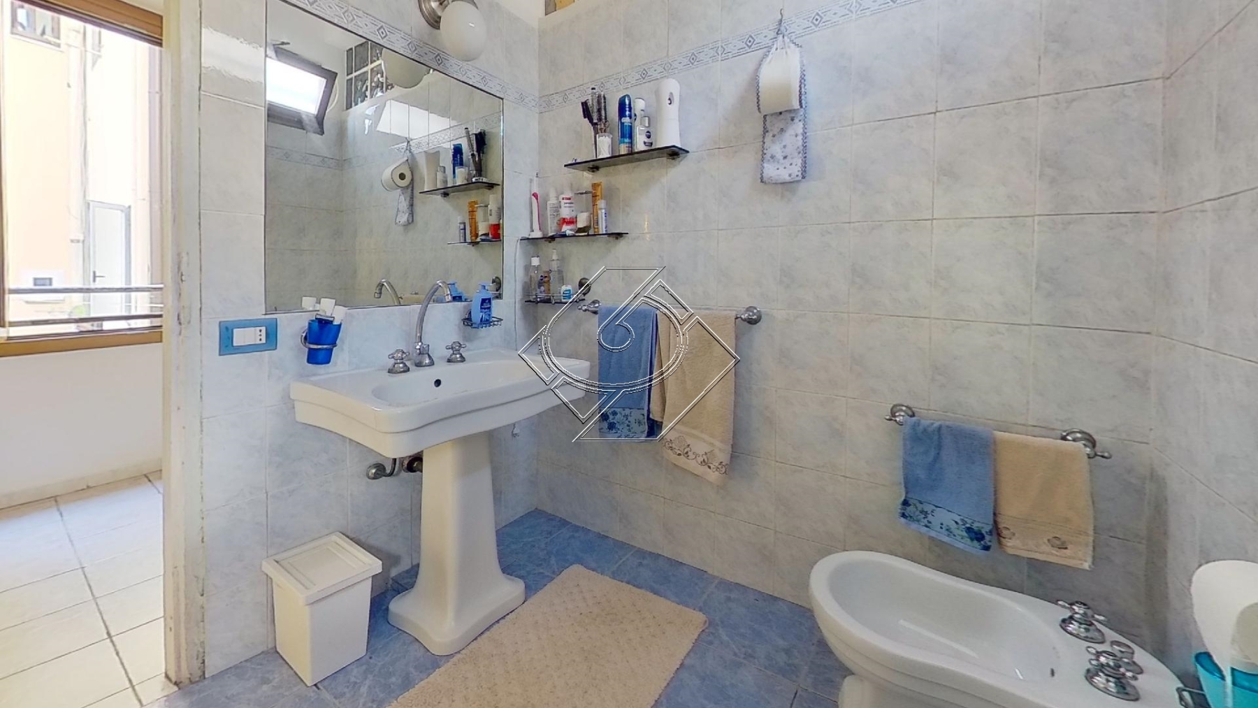 V4024-Borgo-San-Frediano-Bathroom