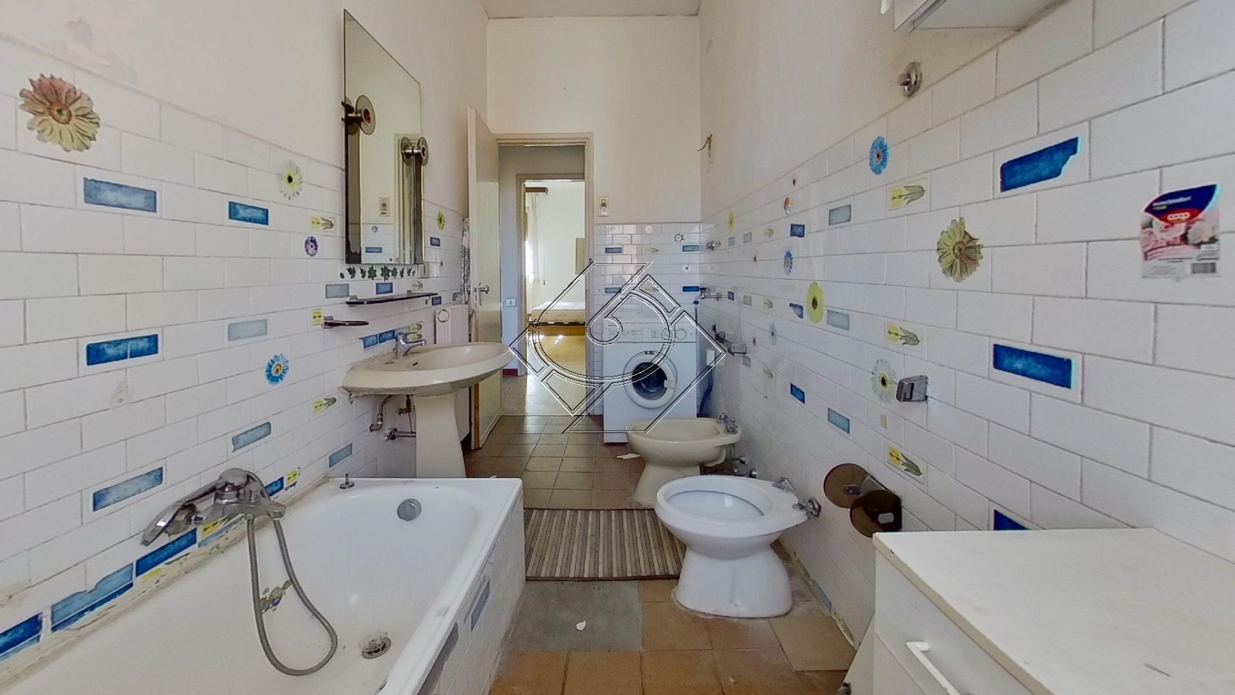 141C-Via-Amedeo-Modigliani-Bathroom