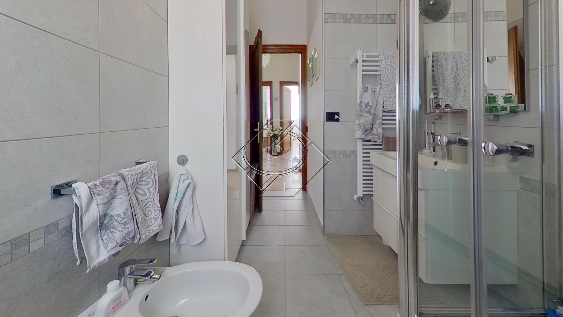 4-Via-Guido-Banti-Bathroom