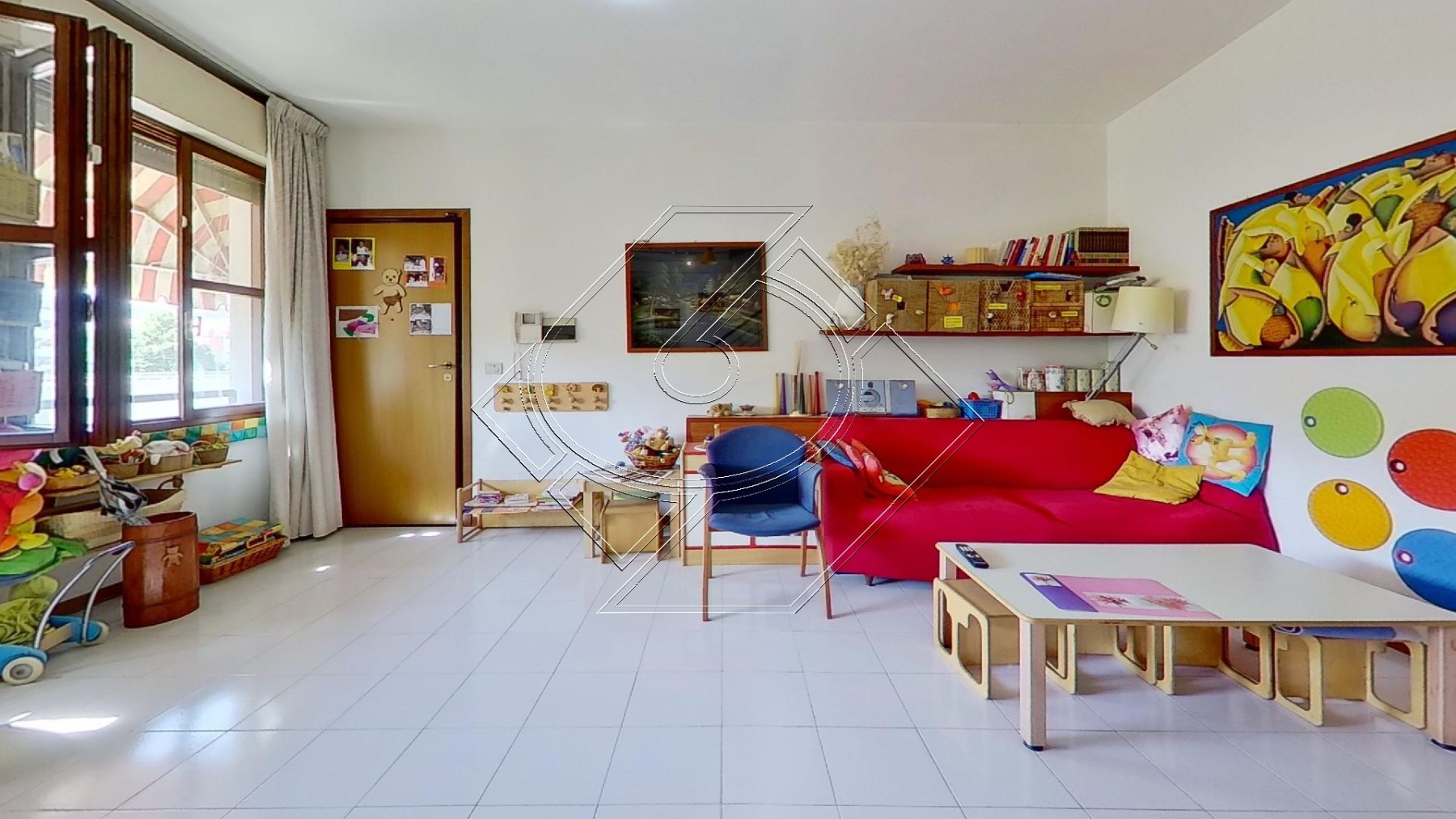 35-Via-Veneto-Living-Room