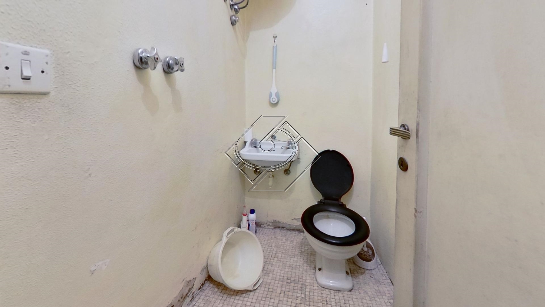 53-Via-Circondaria-Bathroom1