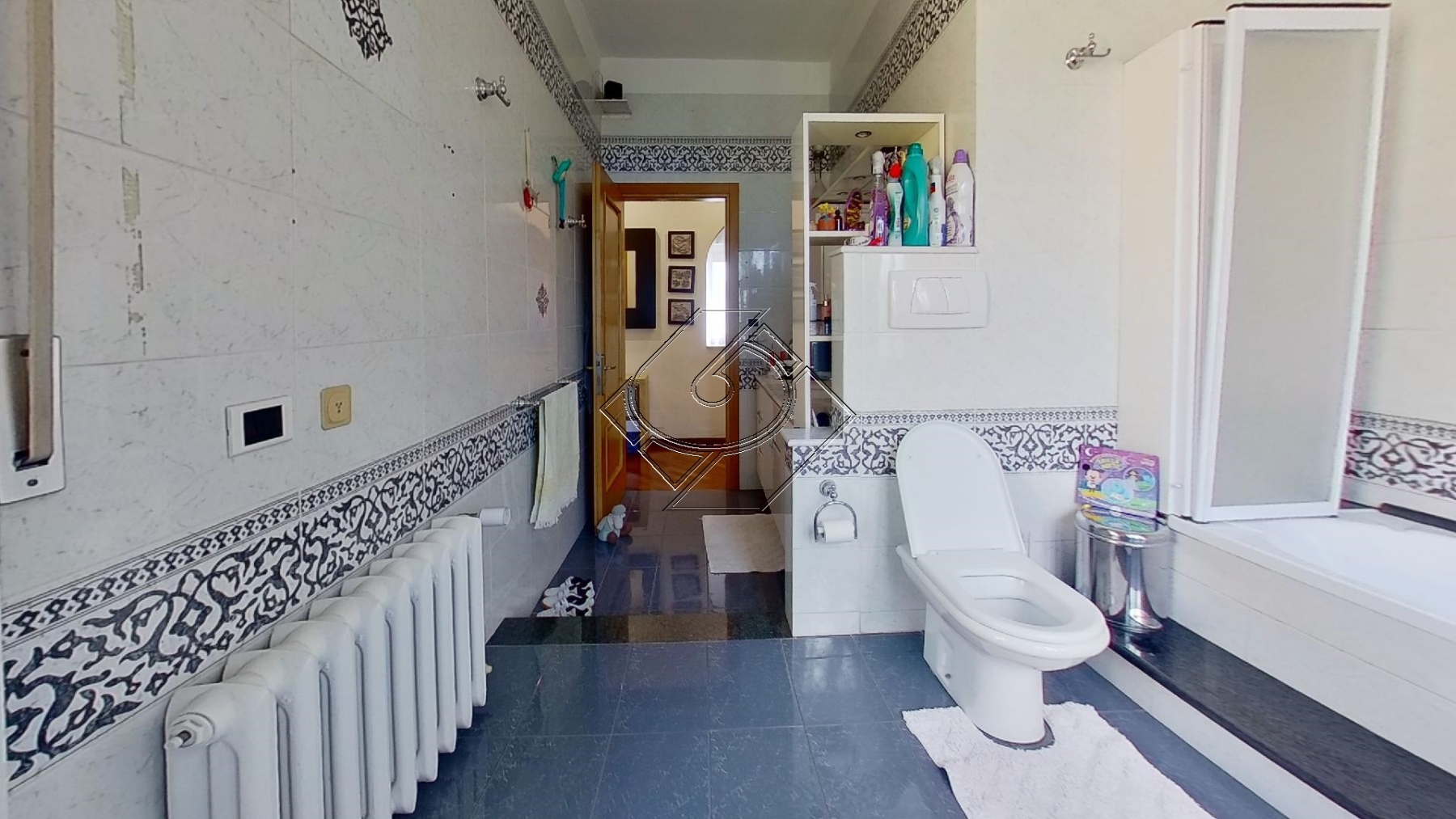 Via-Vignali-Bathroom